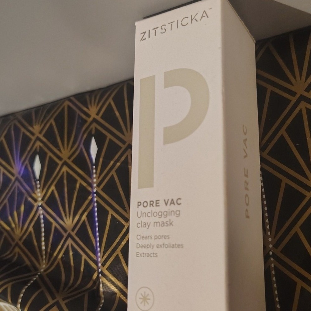 ZitSticka Pore Vac Unclogging Clay Mask 60ml Purifying Bentonite Sulfur Mask